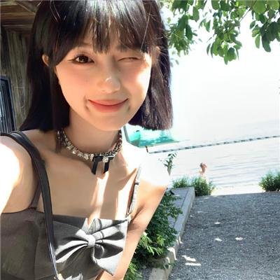 弯曲幸运草